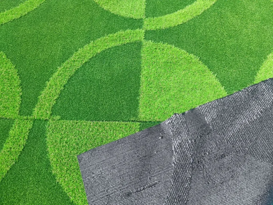 ثيل صناعي مزخرف